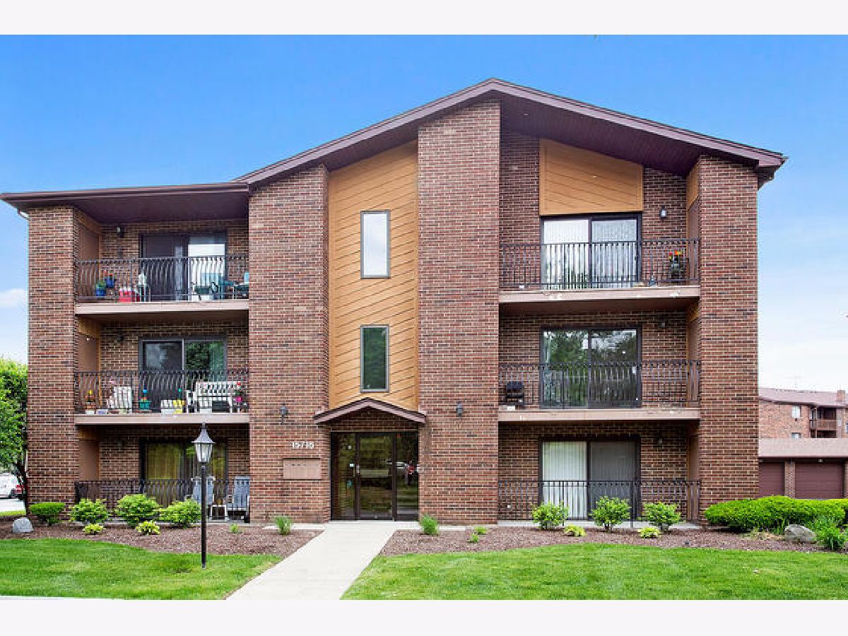 Condominiums Sold Revere Court Condos Oak Forest Illinois, 15718 Revere