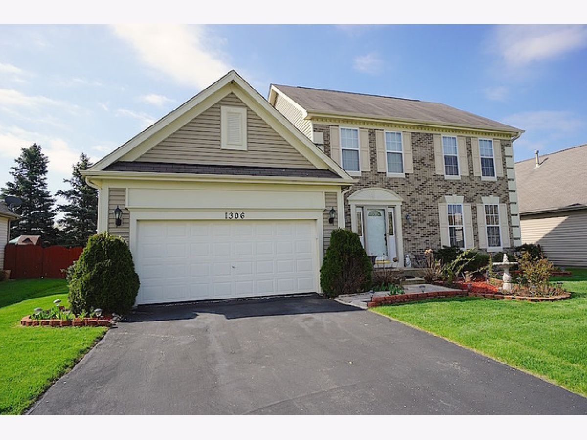 Homes Rented Chicory Place Naperville Illinois, 1306 Amaranth