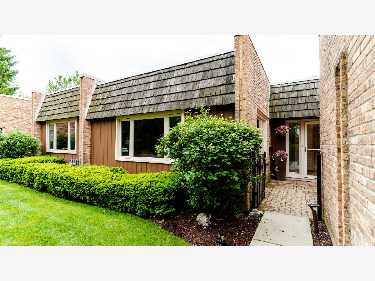 Condos & Townhomes Sold The Commons Northbrook Illinois, 1825 Somerset