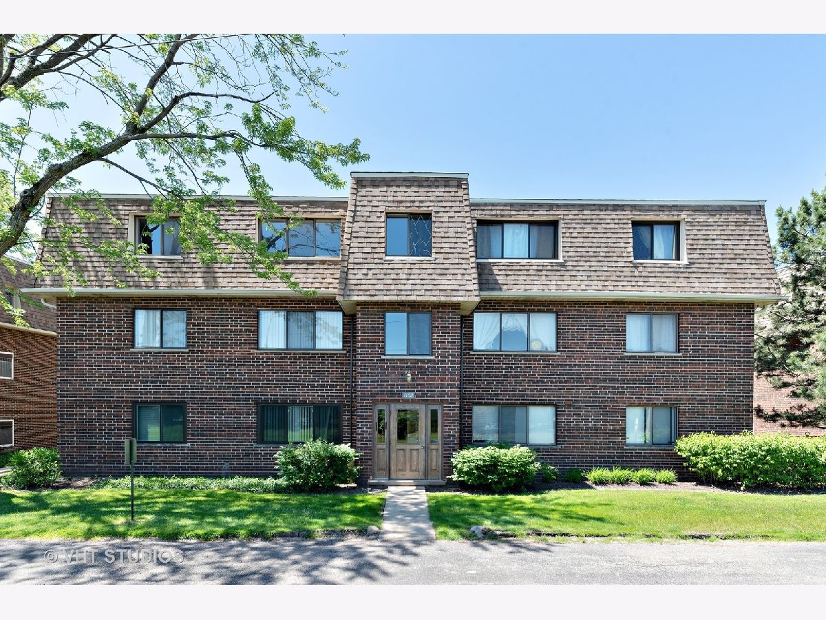 Condominiums Sold Long Valley Palatine Illinois, 1452 Carol
