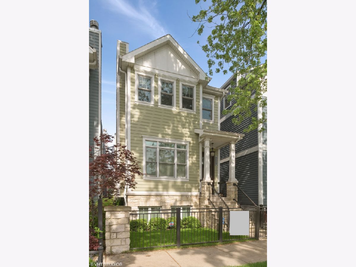 Condominiums & Homes Sold Lakeview Commons Chicago Illinois, 3112 Southport