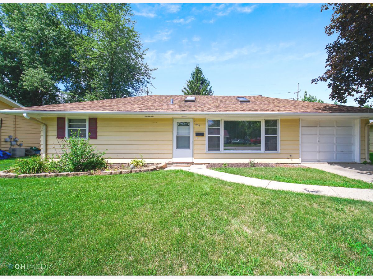 Homes Sold Bishop Park Aurora Illinois, 988 Highland