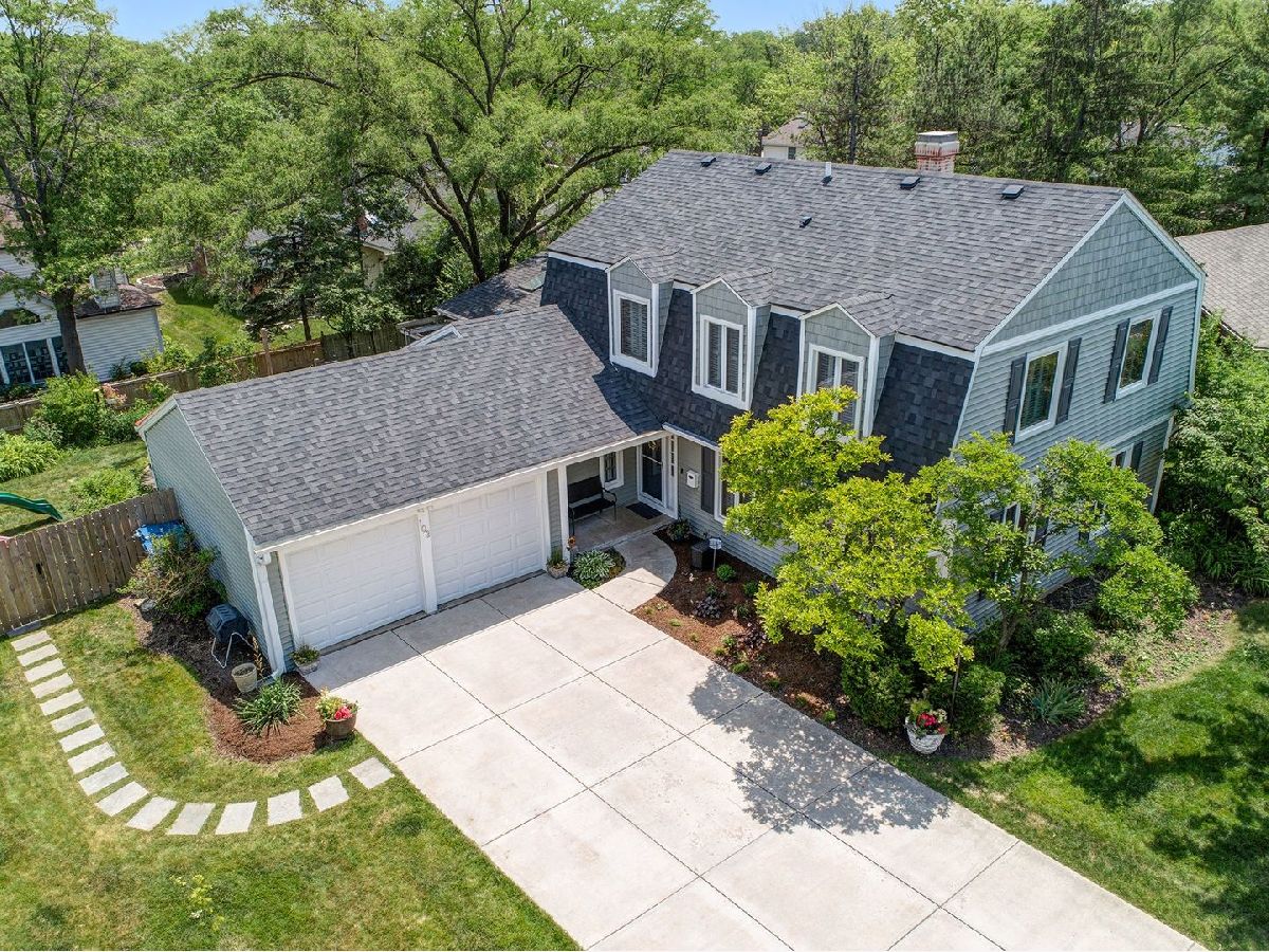 Homes Sold Lincoln Hill Glen Ellyn Illinois, 22W103 Sheffield