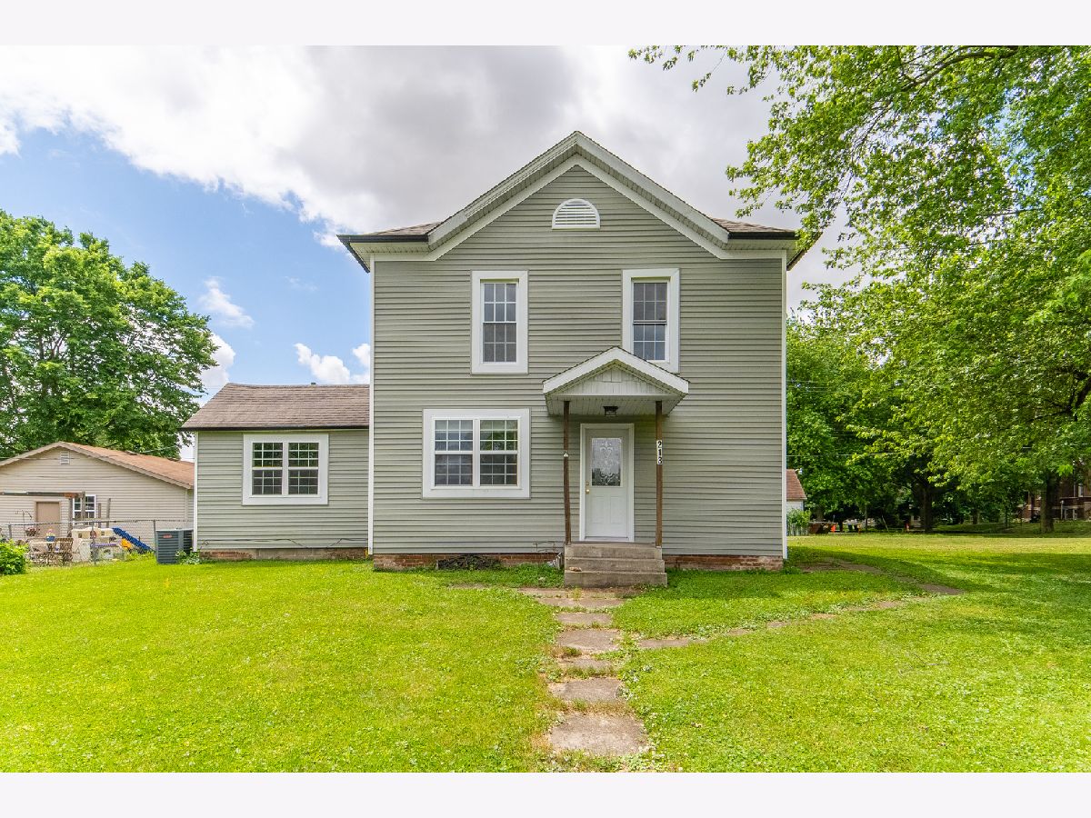  Sold San Jose Illinois, 213 Arch