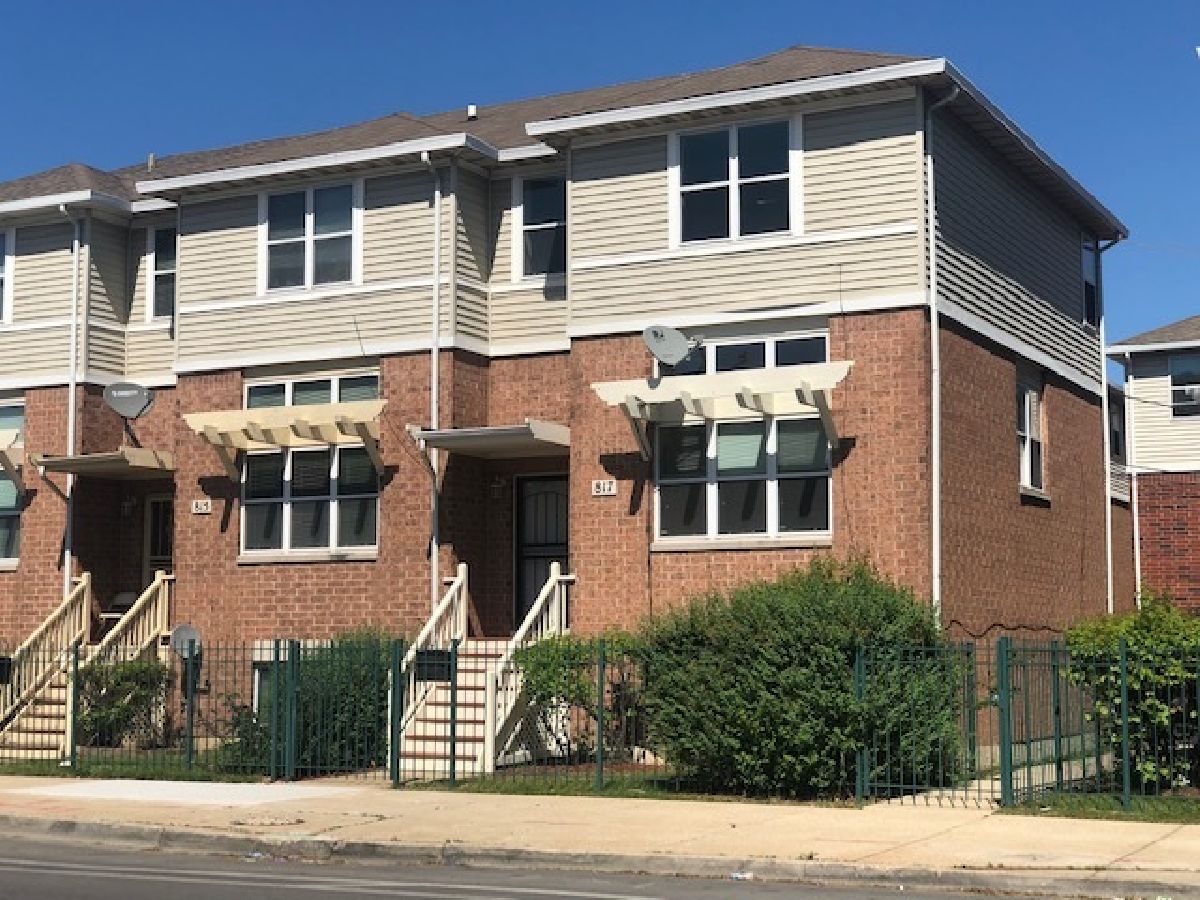 Homes & Townhomes & Condos Sold Homan Square Chicago Illinois, 817 Central Park