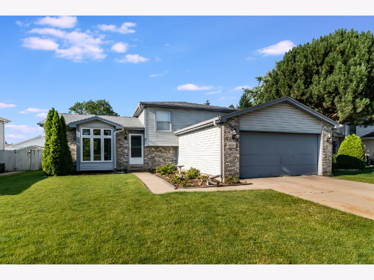 Homes Sold Meadowridge Lockport Illinois, 809 Lorraine