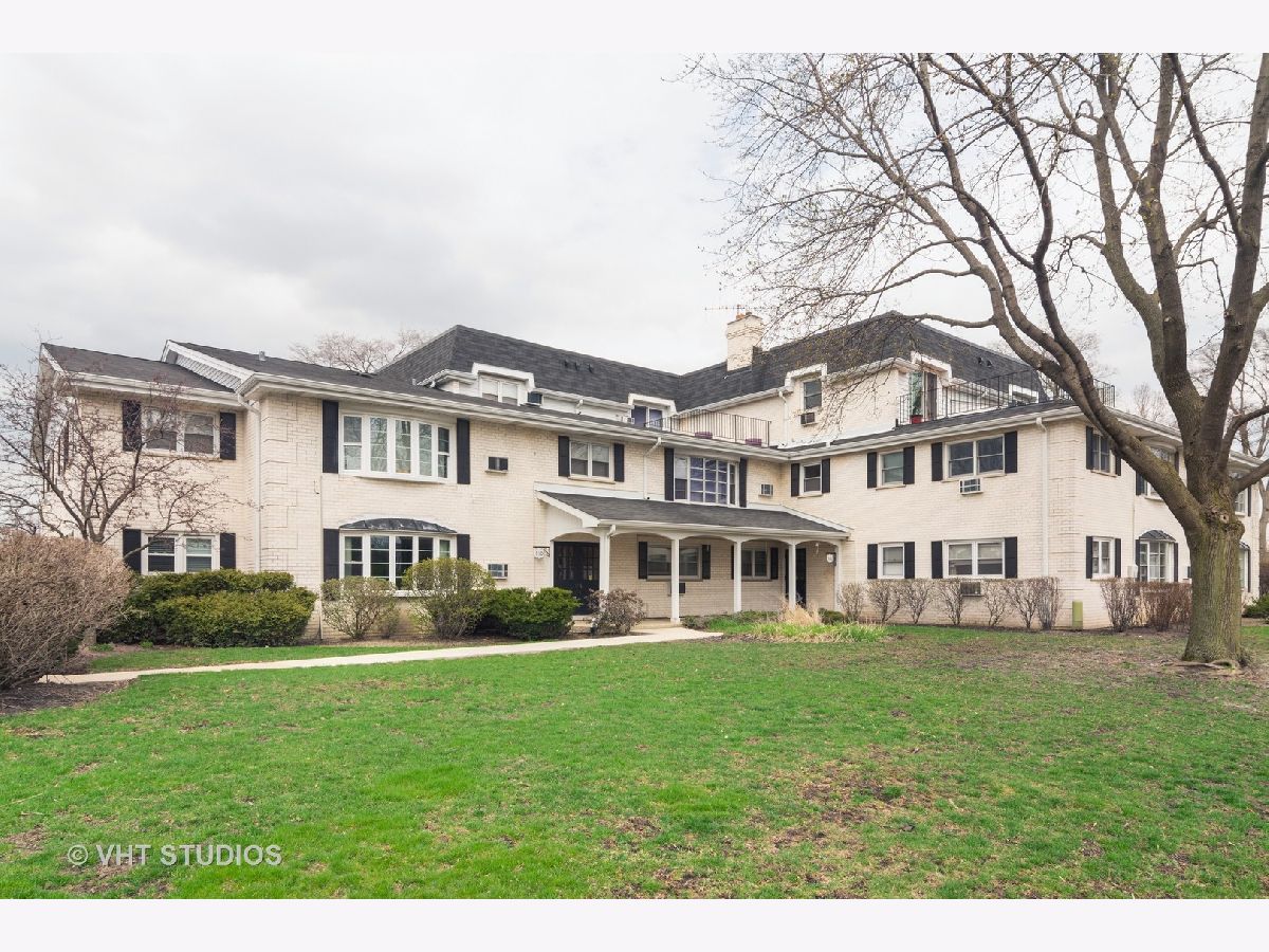 Condominiums Rented Hampton Courts Arlington Heights Illinois, 510 Eastman