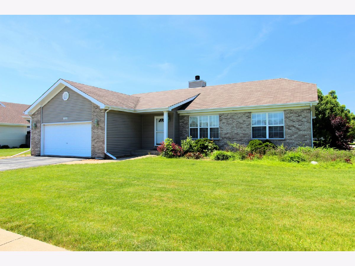 Homes Sold Sun Ridge Bourbonnais Illinois, 1715 Jennifer