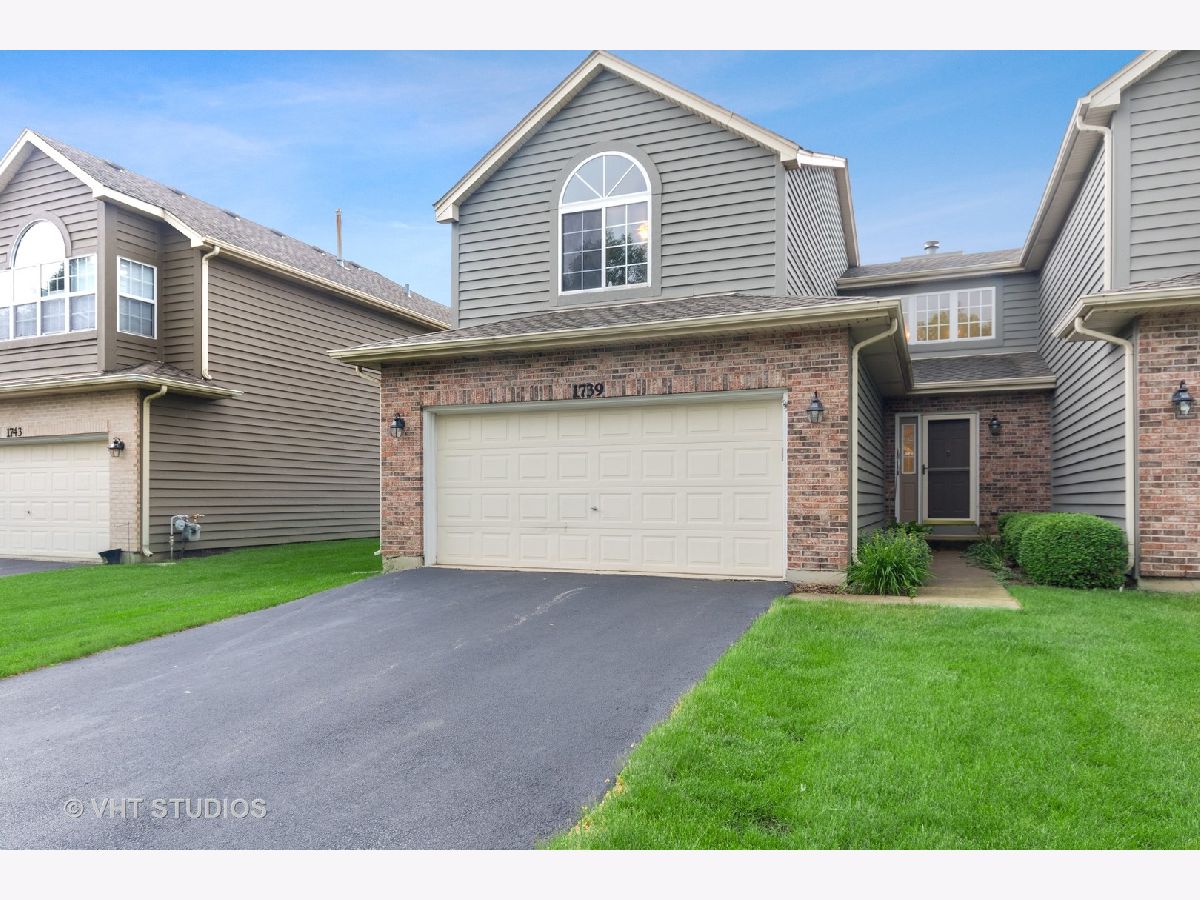 Townhomes Sold Winchester Trails Naperville Illinois, 1739 Tamahawk