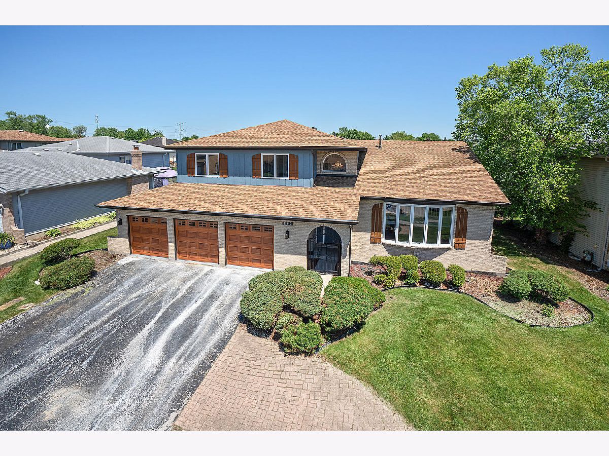 Homes Sold Marylake Estates Country Club Hills Illinois, 18615 Laramie