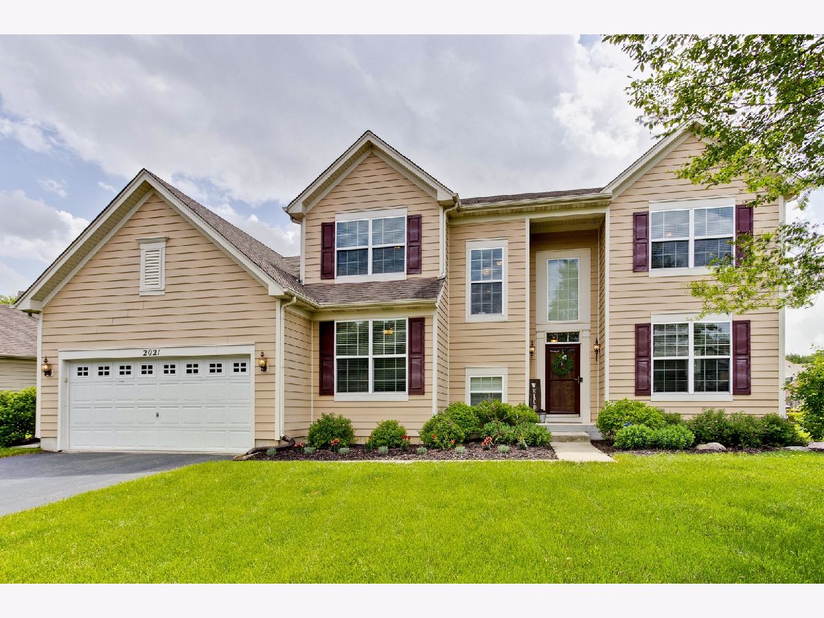 Homes Sold Tuscan Woods Elgin Illinois, 2021 Salem