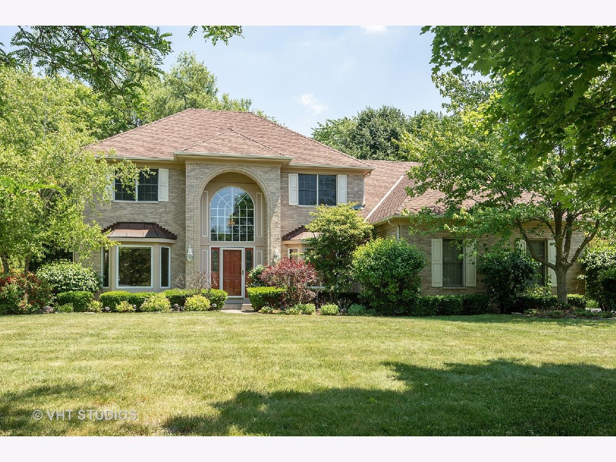  Rented Kildeer Illinois, 22835 Woodcrest