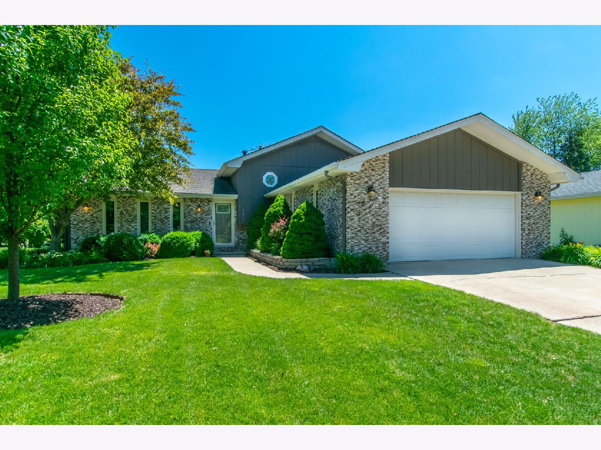 Homes Sold East Acres Minooka Illinois, 114 Deerpath