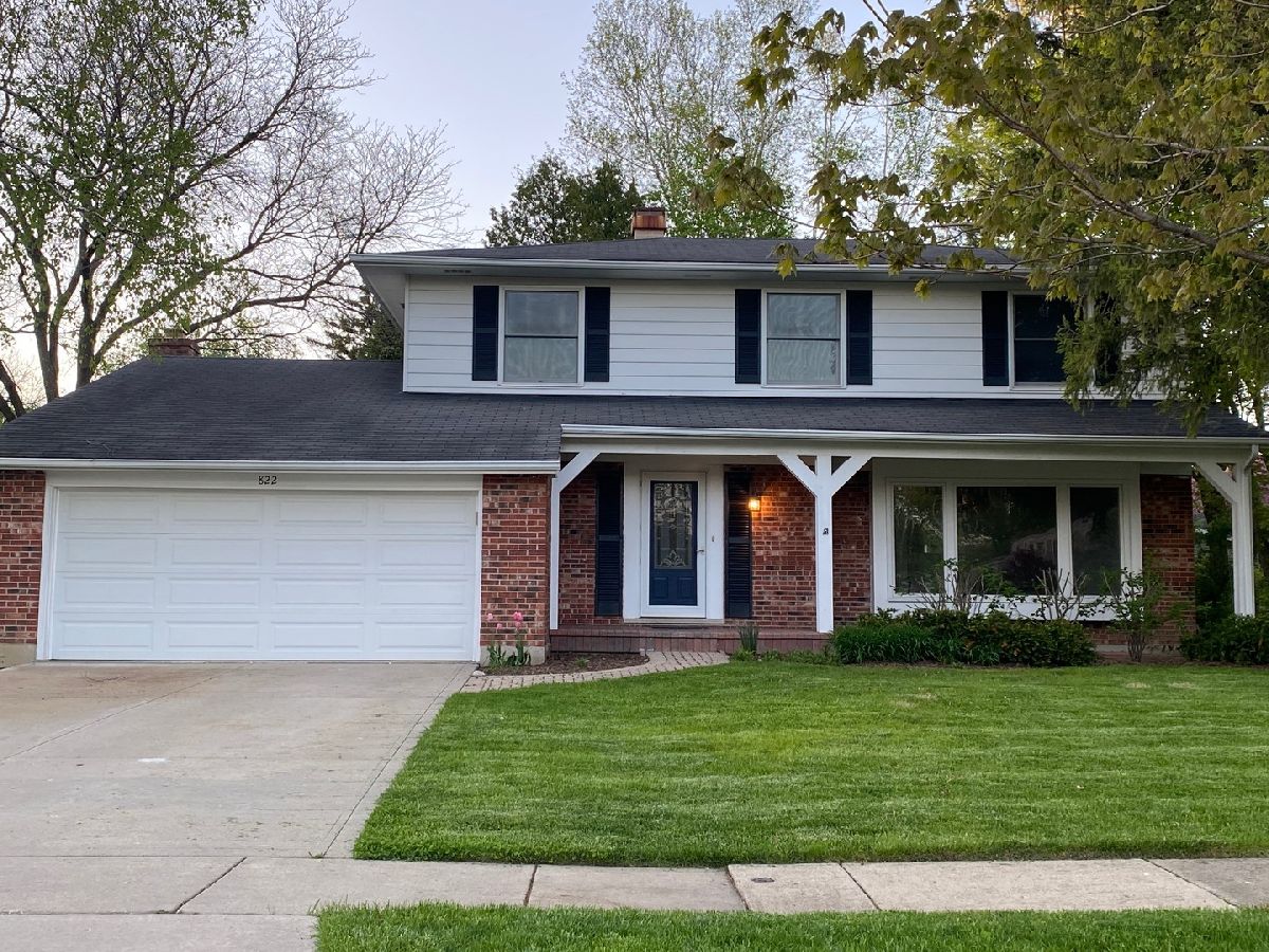 Homes Rented West Cambridge Libertyville Illinois, 822 Golf