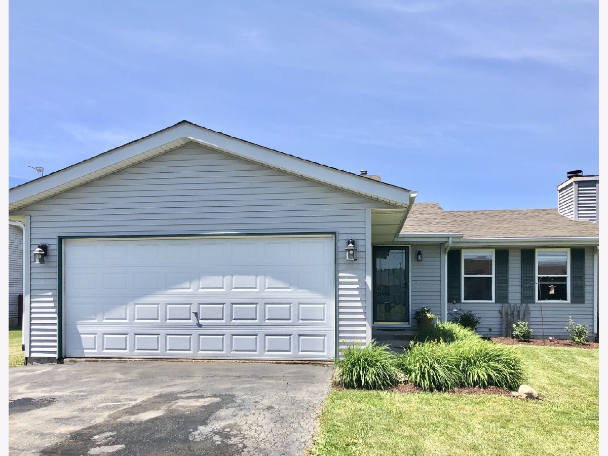 Homes Sold Shadowbrook Capron Illinois, 170 Harvest Moon