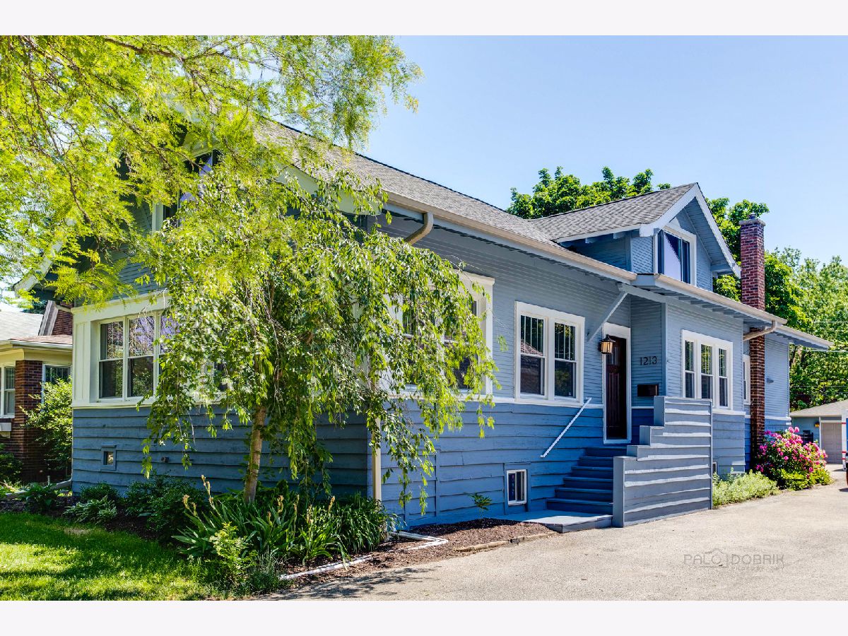 Homes & Condos & Townhomes Sold Silk Stocking Des Plaines Illinois, 1213 Prairie