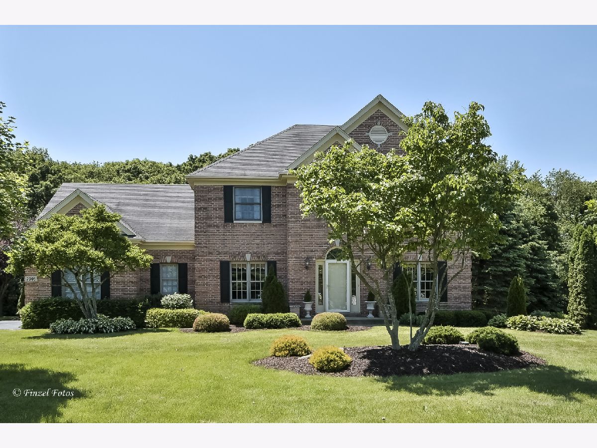 Homes Sold Deerwood Estates Mchenry Illinois, 7305 Deerwood