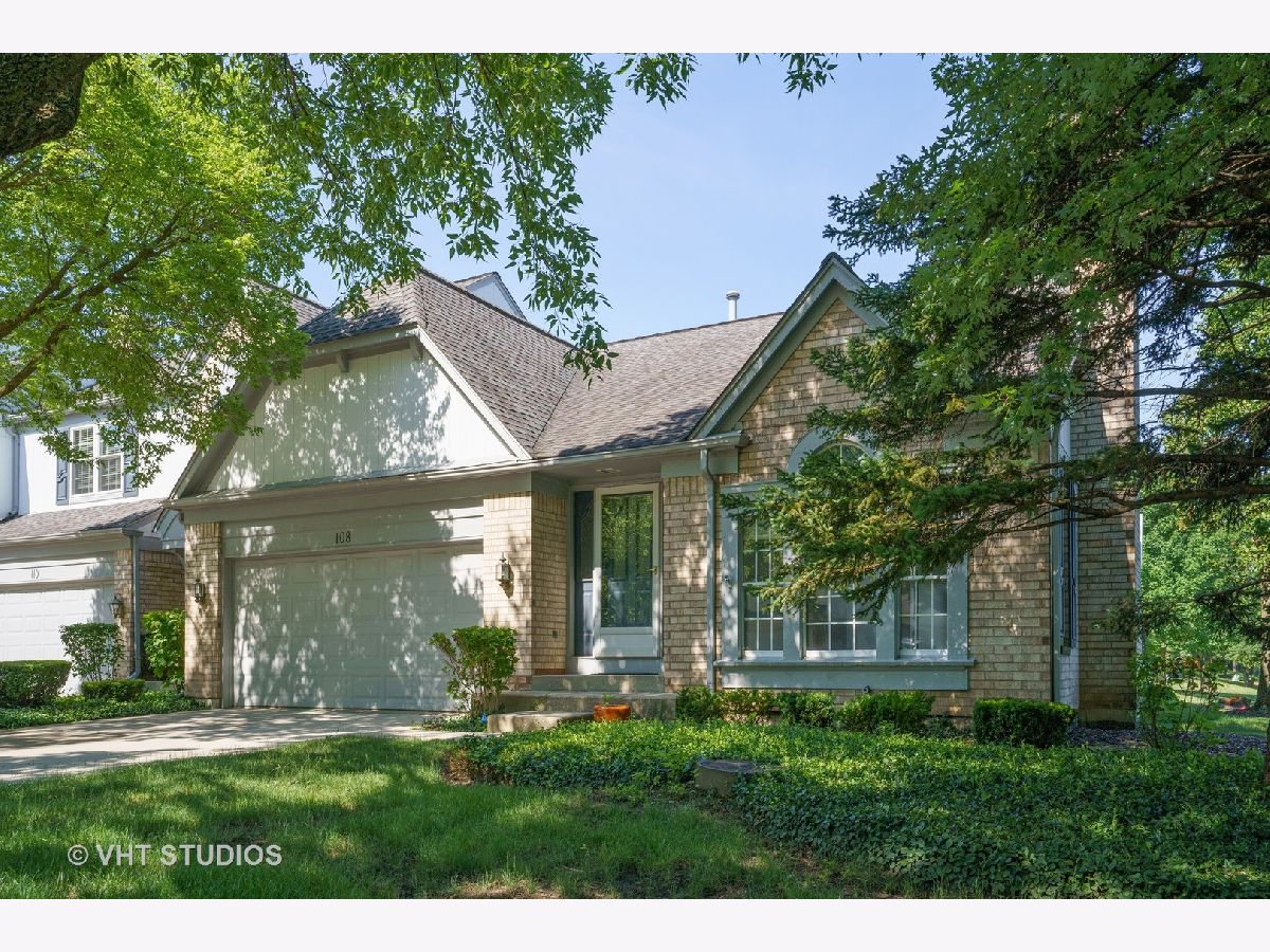 Townhomes Rented Chateau Lorraine Bloomingdale Illinois, 108 Dijon