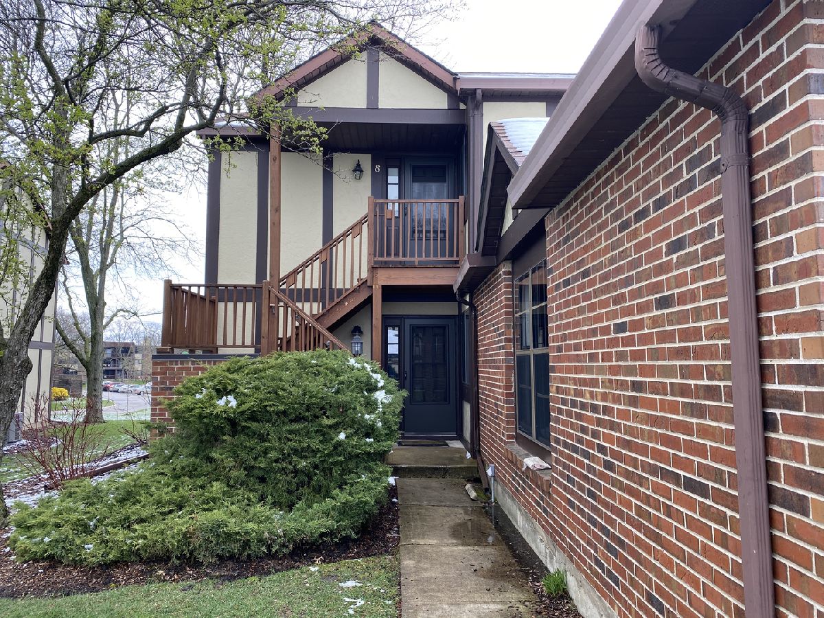 Condos & Townhomes Rented Butterfield Manor Glen Ellyn Illinois, 375 Sandhurst