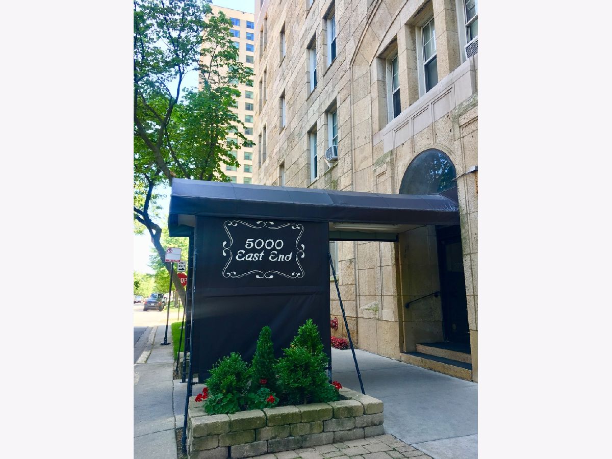 Condominiums Rented 5000 East End Building Chicago Illinois, 5000 East End