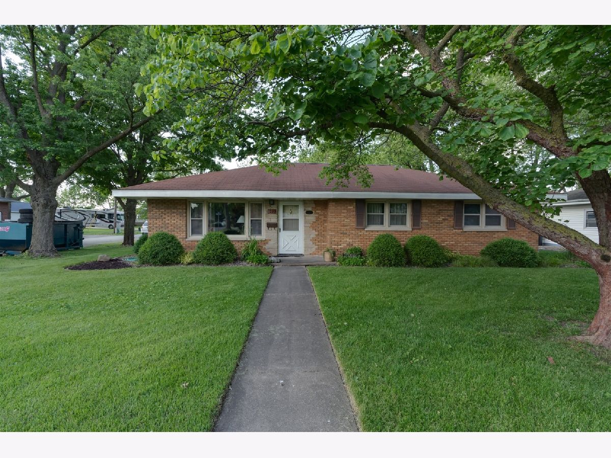 Homes Sold Lakeview Court Forrest Illinois, 203 Bullard