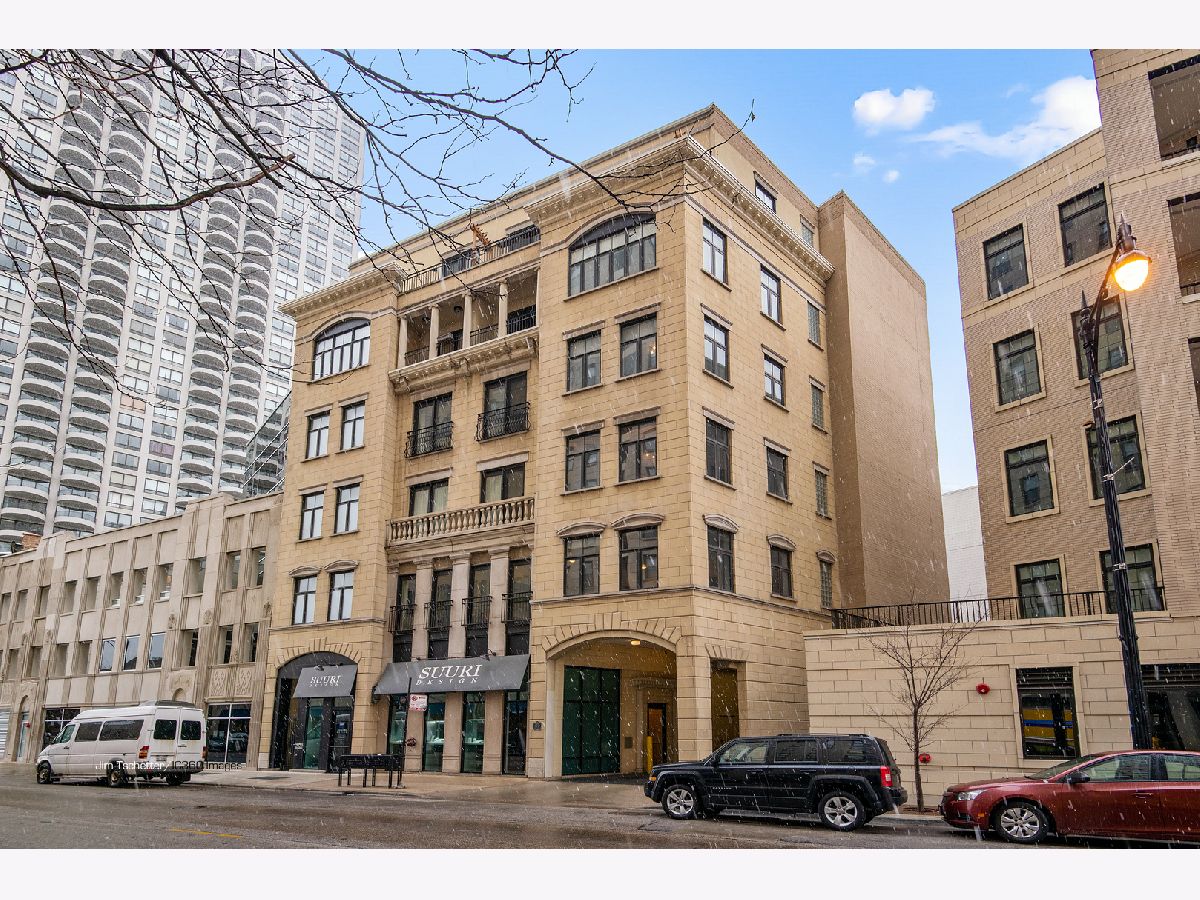 Condos & Townhomes Sold Palladio Chicago Illinois, 2042 Clark