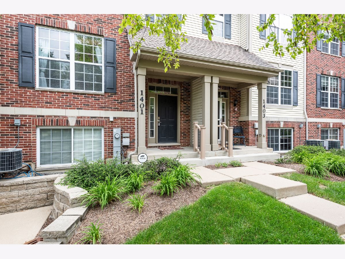 Townhomes Sold Fairfield Place Lombard Illinois, 1401 Fairfield