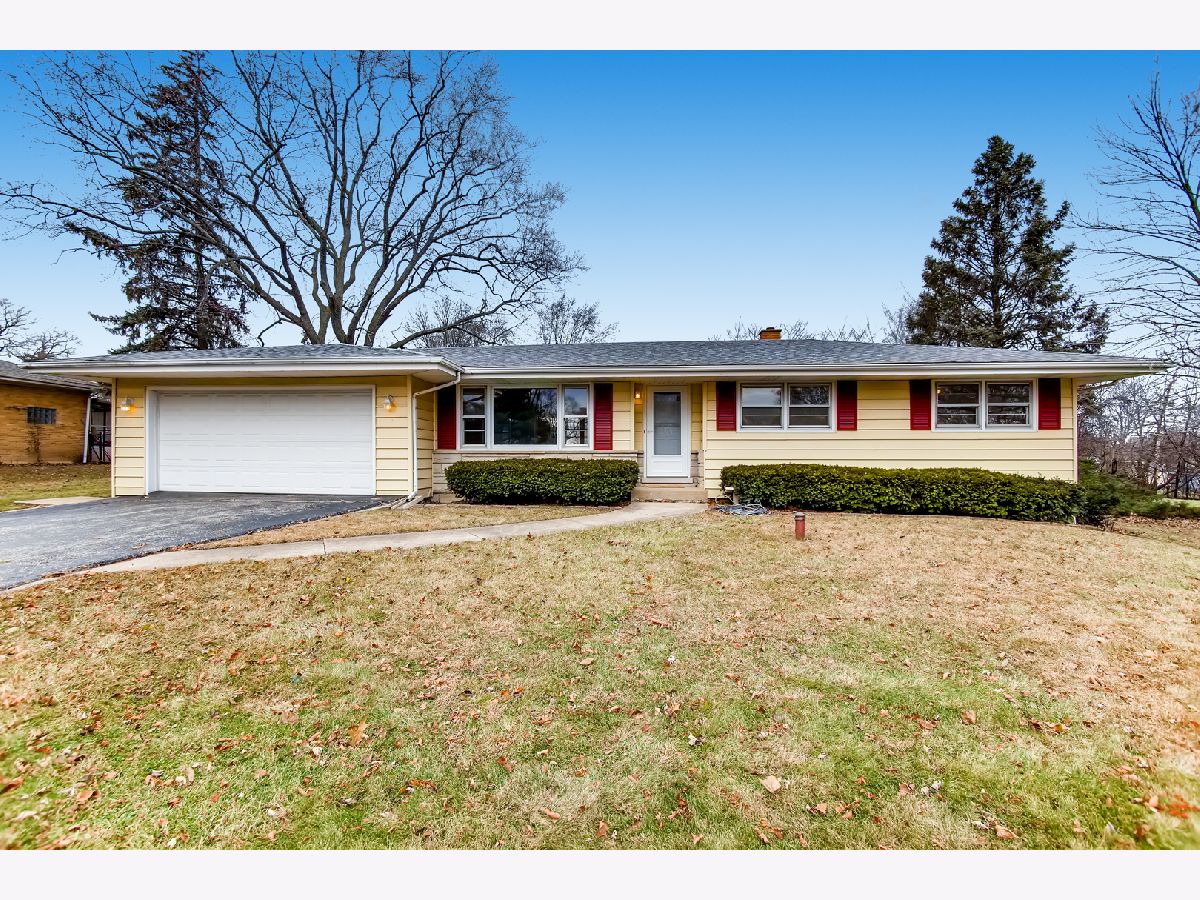 Homes Sold Roselle Countryside Roselle Illinois, 23W484 Woodworth