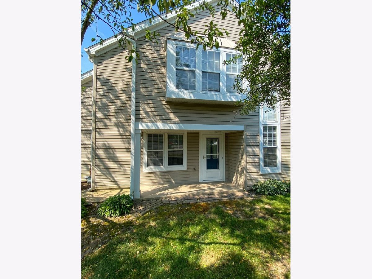 Townhomes & Condos Rented Steeplechase Carol Stream Illinois, 388 Kildare