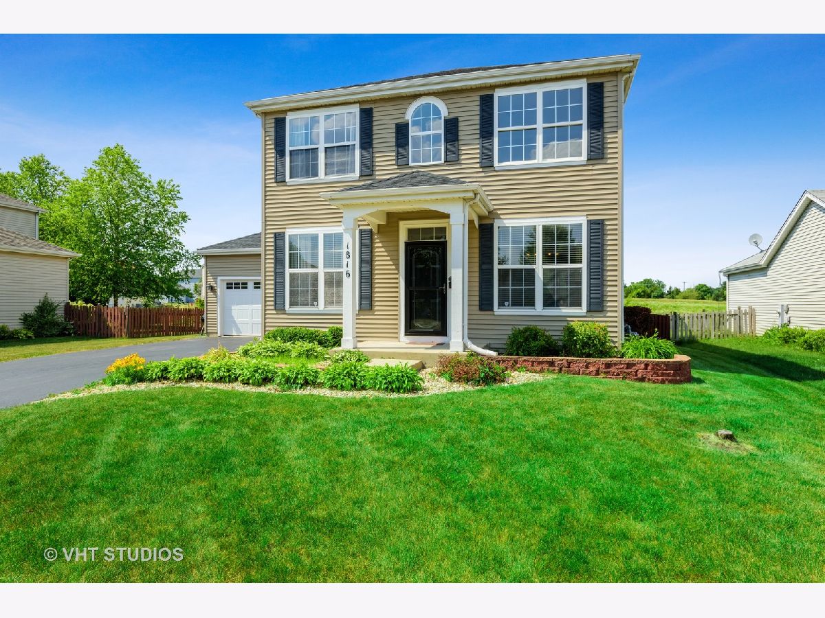 Homes Sold Oakhurst Meadows Aurora Illinois, 1816 Westridge