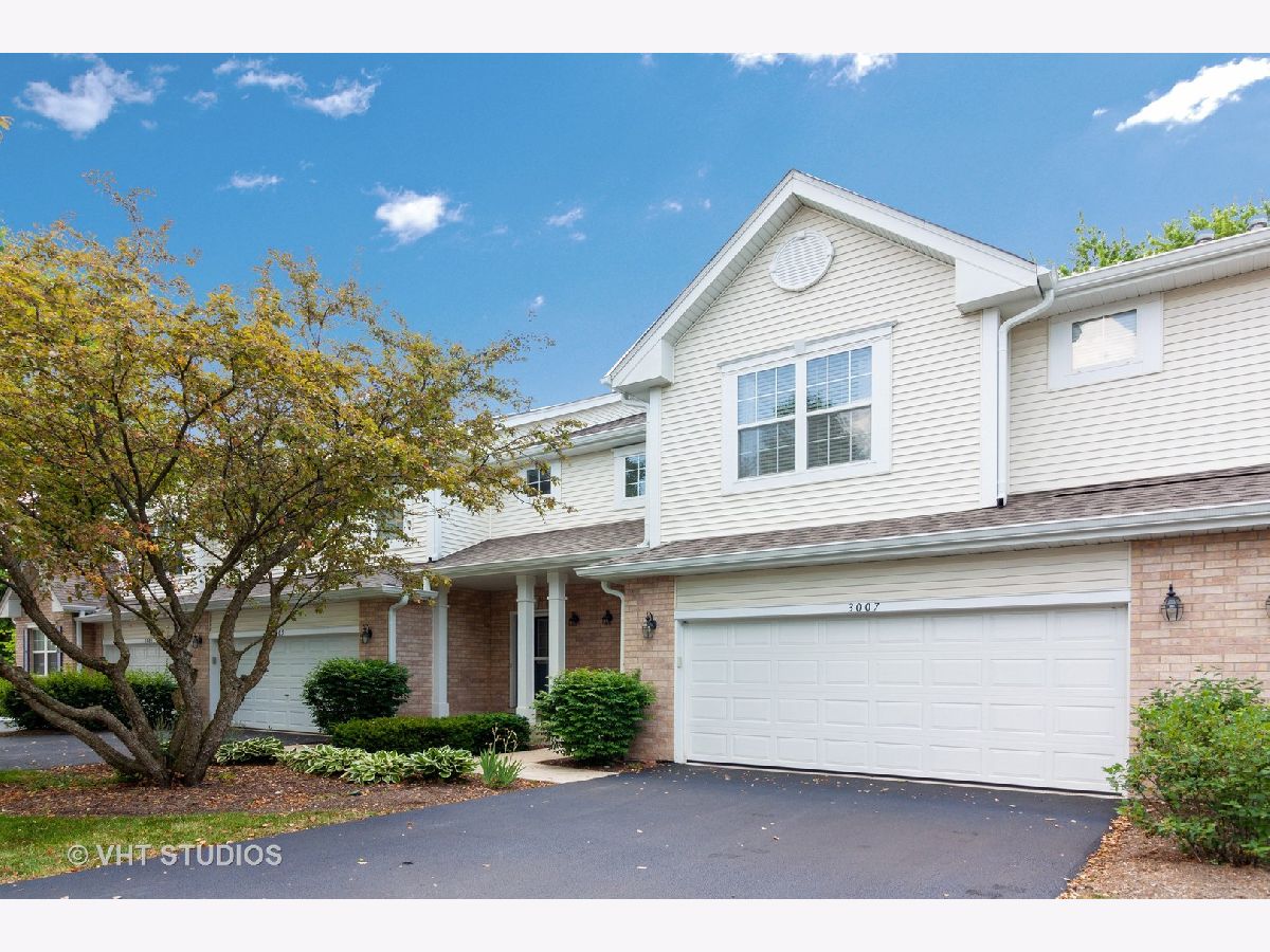 Townhomes Sold Tangley Oaks Lisle Illinois, 3007 Tangley Oaks
