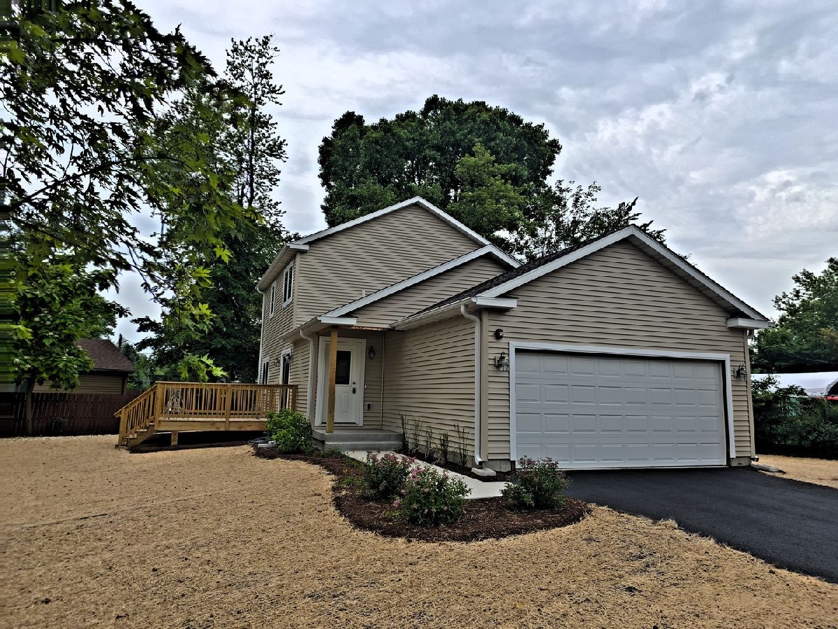 Homes Sold Sunset Addition Round Lake Beach Illinois, 710 Lagoon