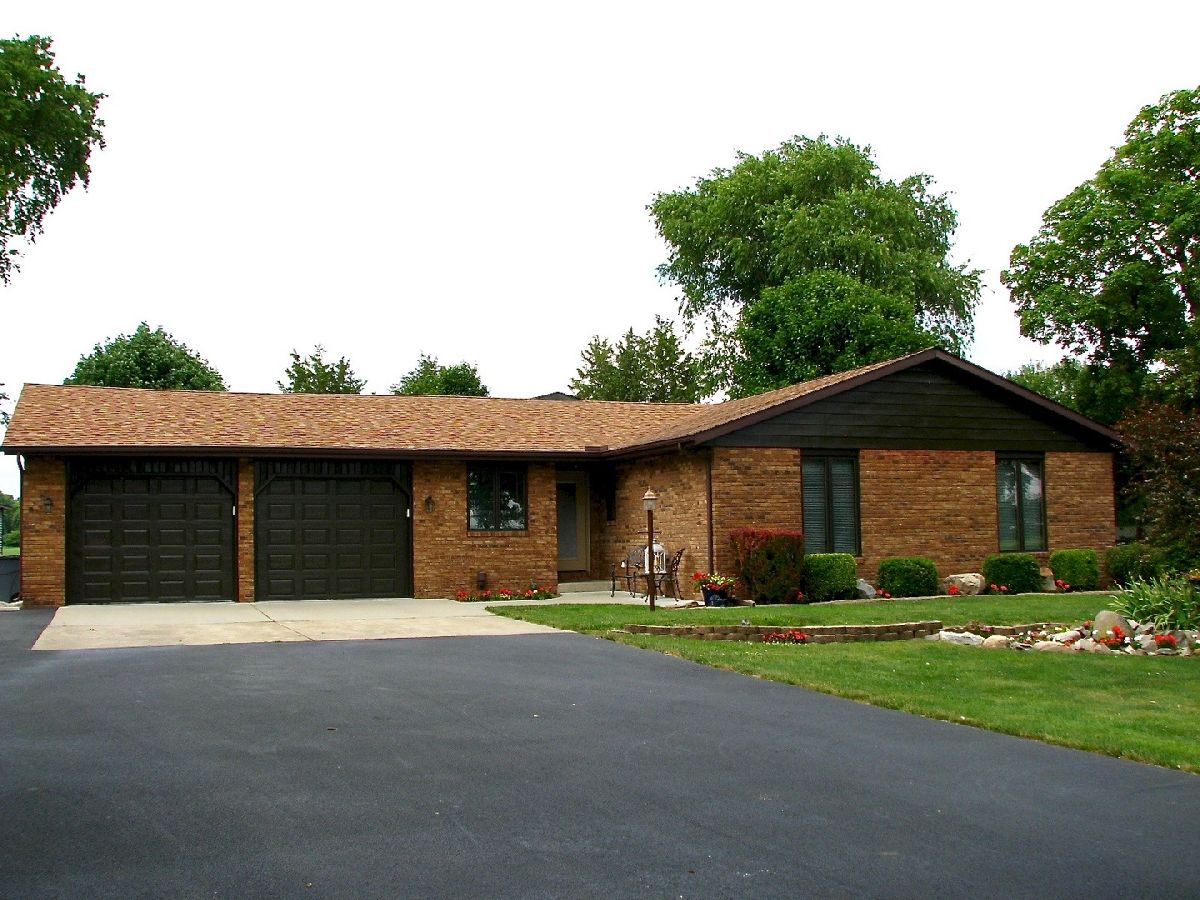 Homes Sold Benner Tuscola Illinois, 564 County Road 1050 N
