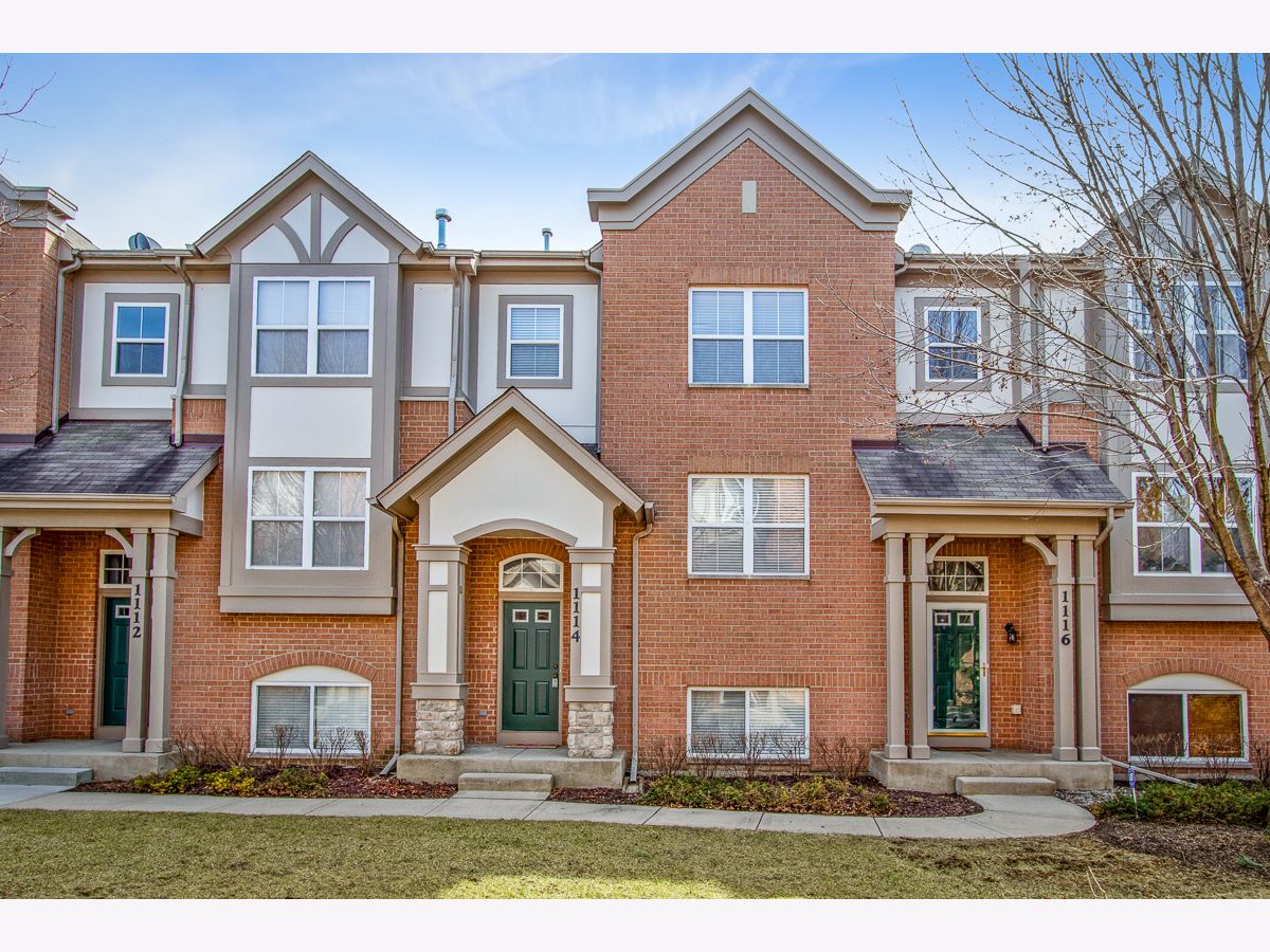 Townhomes Rented Claremont Ridge Palatine Illinois, 1114 Claremont