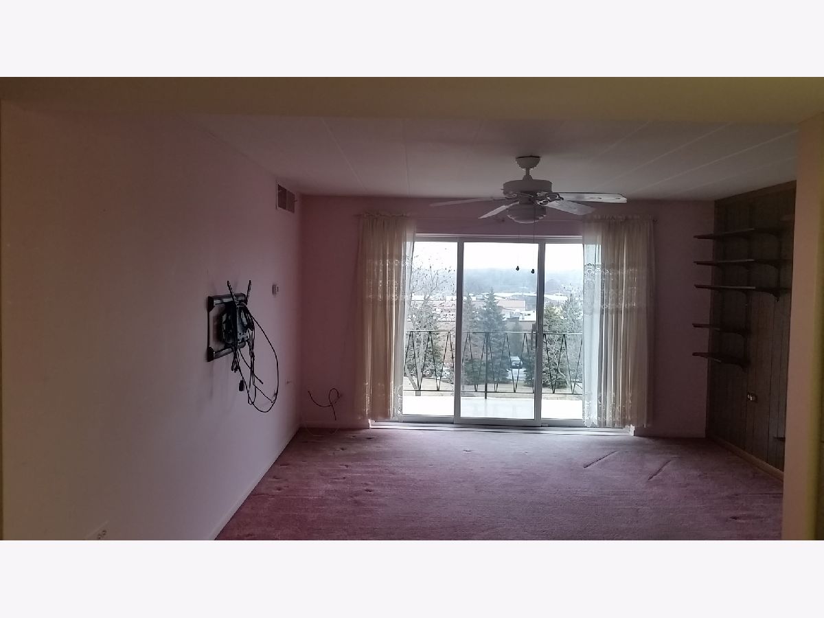 5300 Walnut Avenue, Downers Grove, Illinois 60515 MLS 10757826