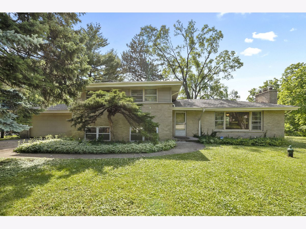 Homes Sold Crestbrook Bensenville Illinois, 855 Center
