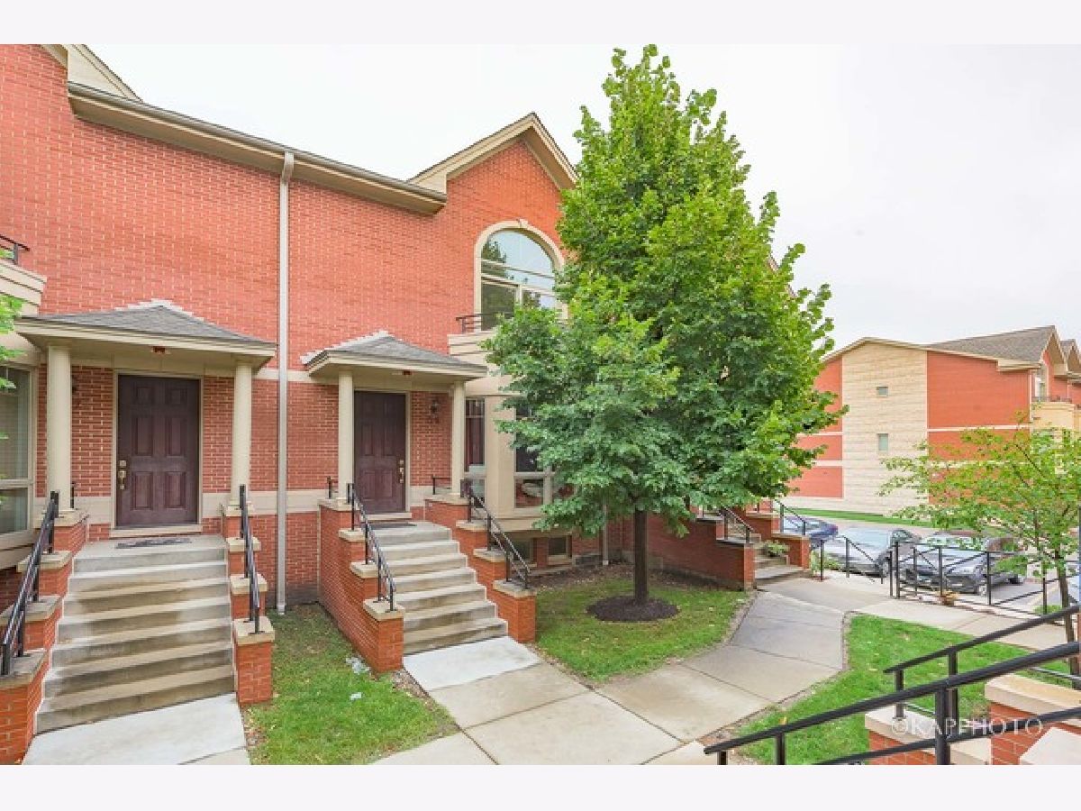 Townhomes Rented Millbrook Pointe Wheeling Illinois, 59 Northfield