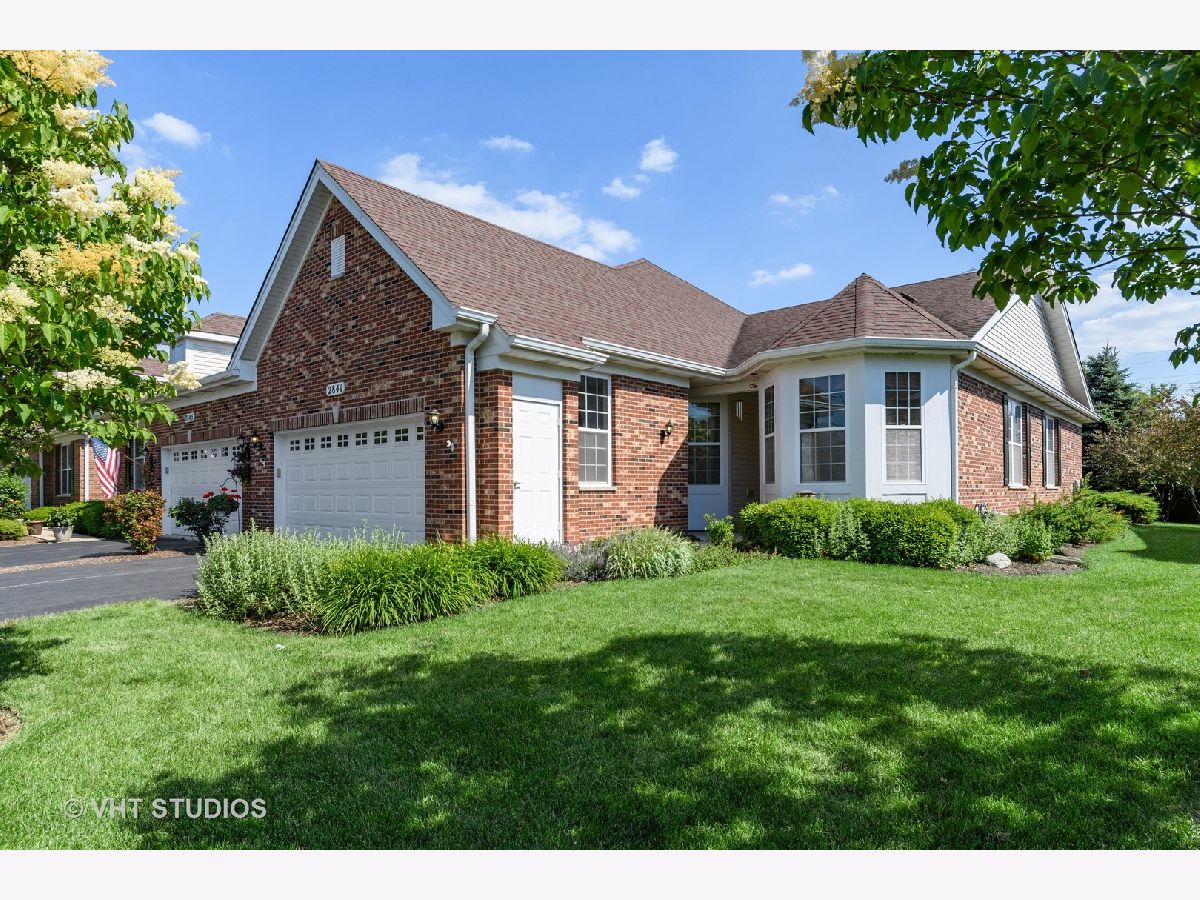 Townhomes Sold Hampton Park Naperville Illinois, 2841 Bond