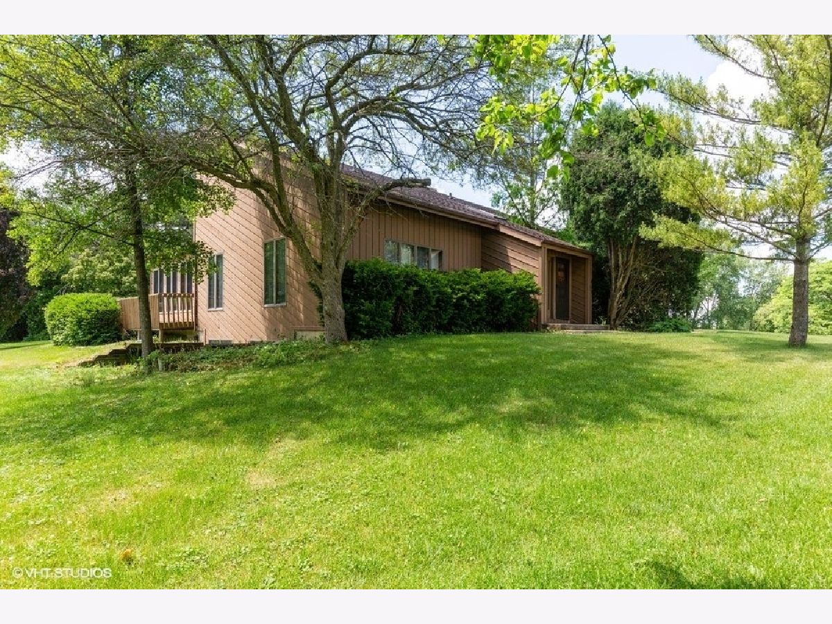 Homes Sold Oak Ridge Deer Park Illinois, 23385 Cattail