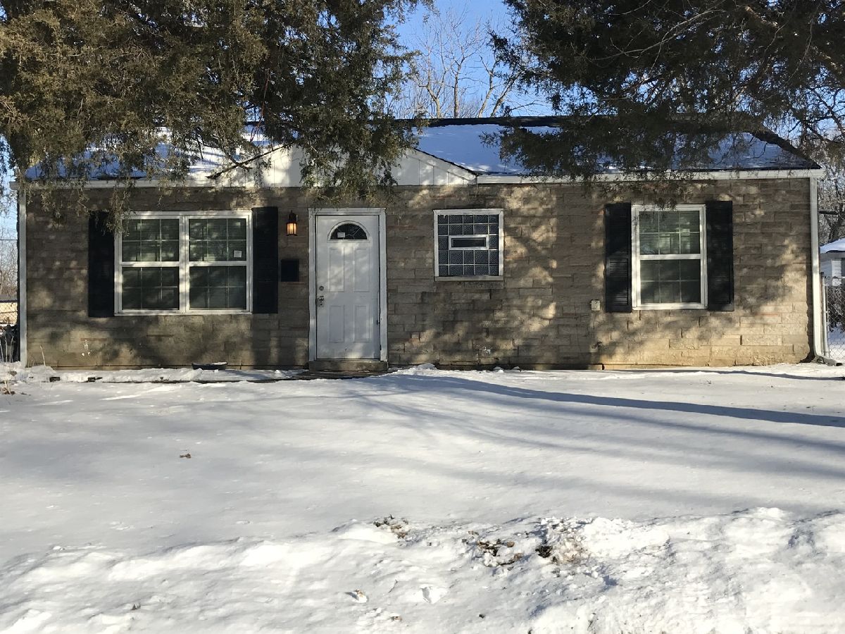Homes & Condos & Townhomes Rented Raynor Hills Estate Crest Hill Illinois, 1720 Marlboro