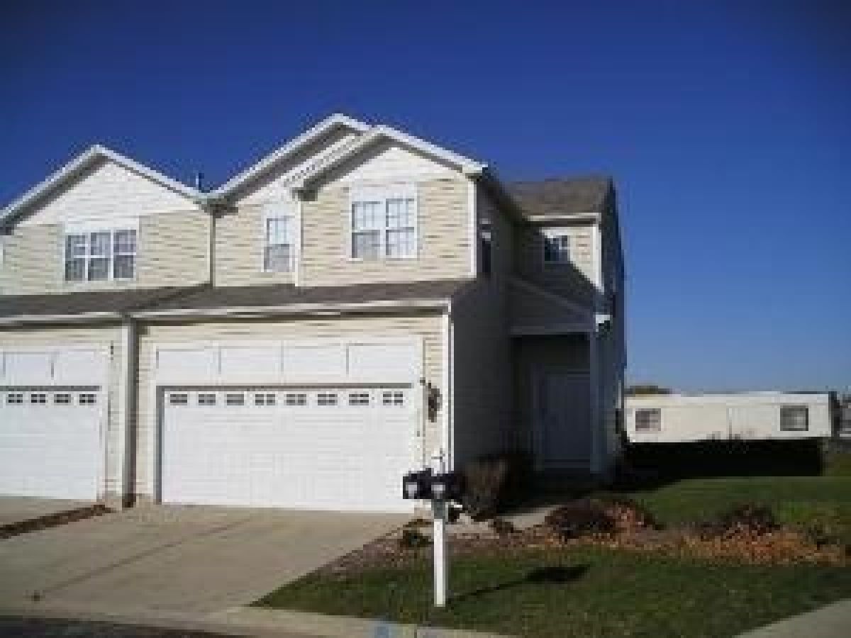 Homes & Townhomes & Condos Rented Heartland Meadows South Elgin Illinois, 671 Fieldcrest