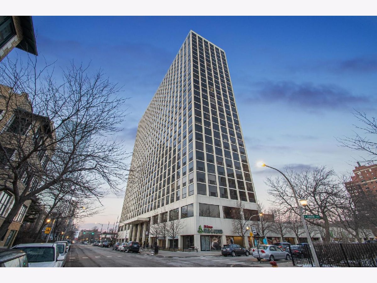 Condominiums Sold Boardwalk Chicago Illinois, 4343 Clarendon