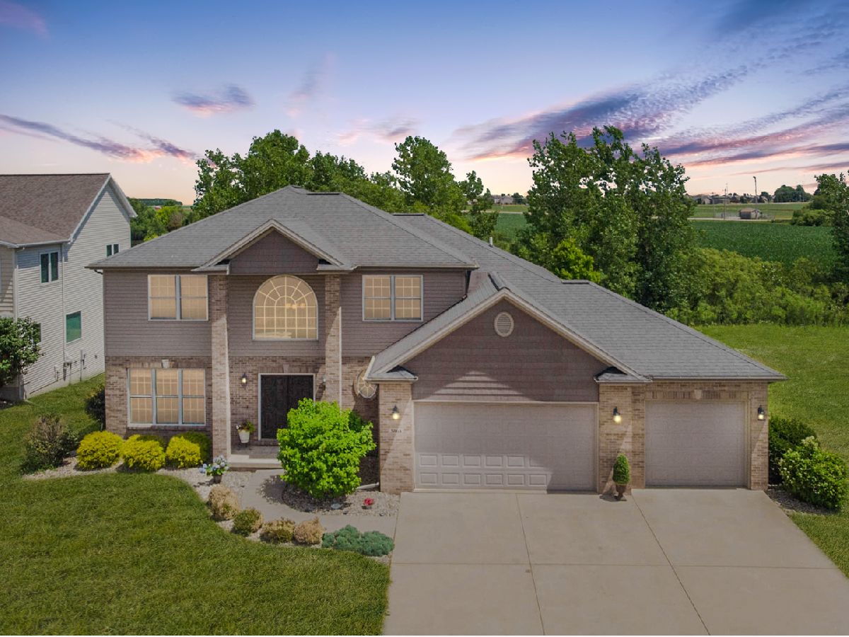 Homes & Condos & Townhomes Sold Franklin Heights Normal Illinois, 3864 Renaissance