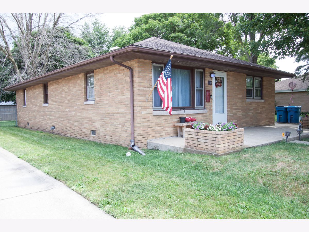 Homes & Condos & Townhomes Sold Pontiac Pontiac Illinois, 109 Diller