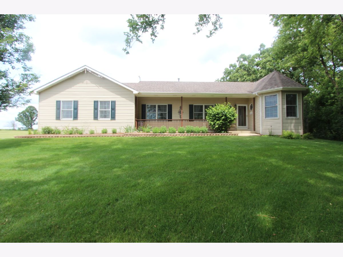 Homes Sold Raven Hills Marengo Illinois, 18604 Raven Hills
