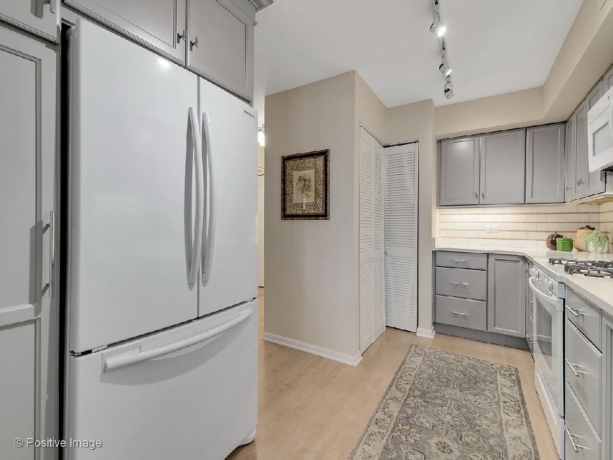 6425 Clarendon Hills Road, Willowbrook, Illinois 60527 MLS 10764168