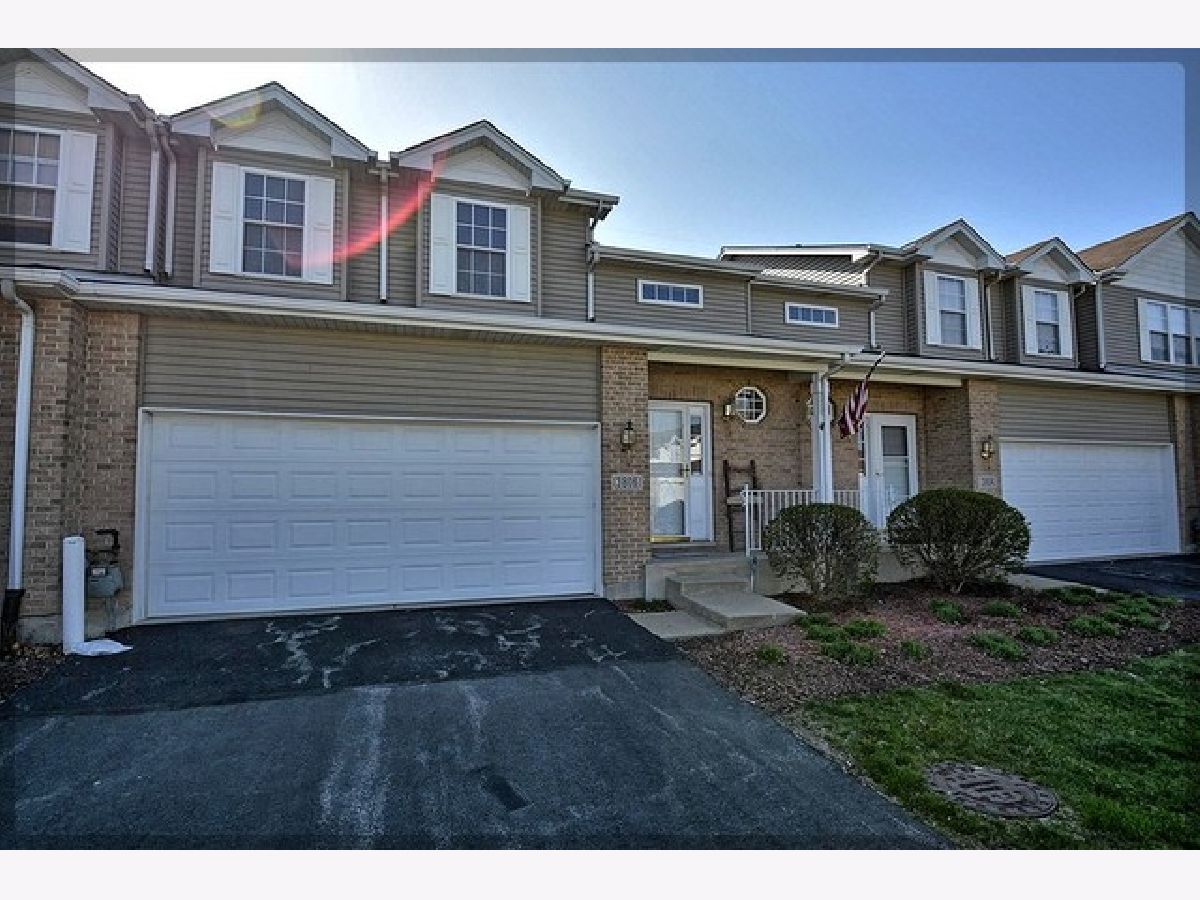 Homes & Townhomes Rented Old Renwick Trail Joliet Illinois, 3806 Pathfinder