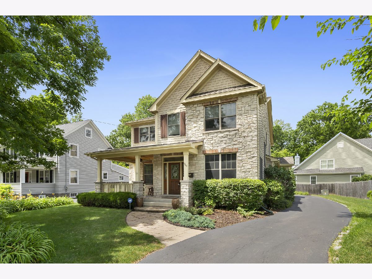 Homes Sold Moodys St Charles Illinois, 718 Prairie