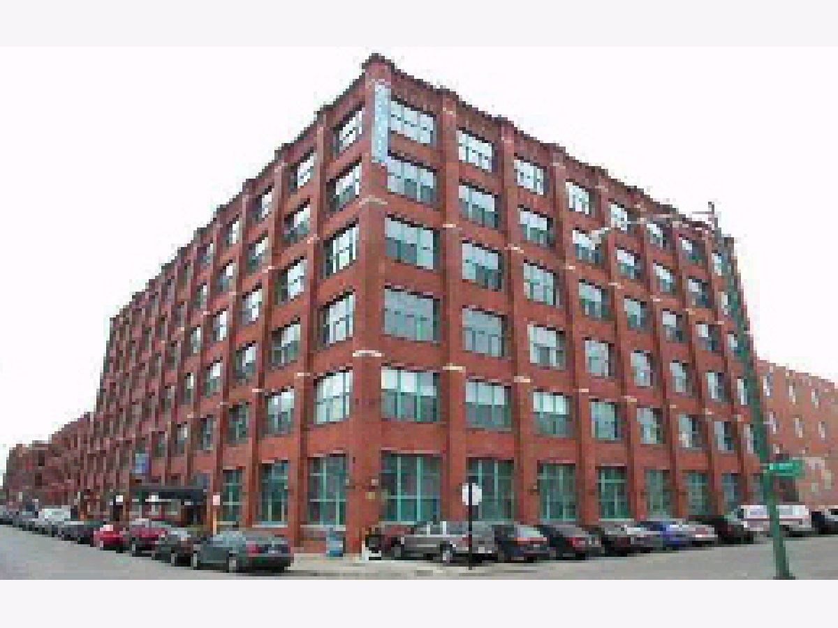 Condominiums Rented Warehouse Lofts Chicago Illinois, 312 May