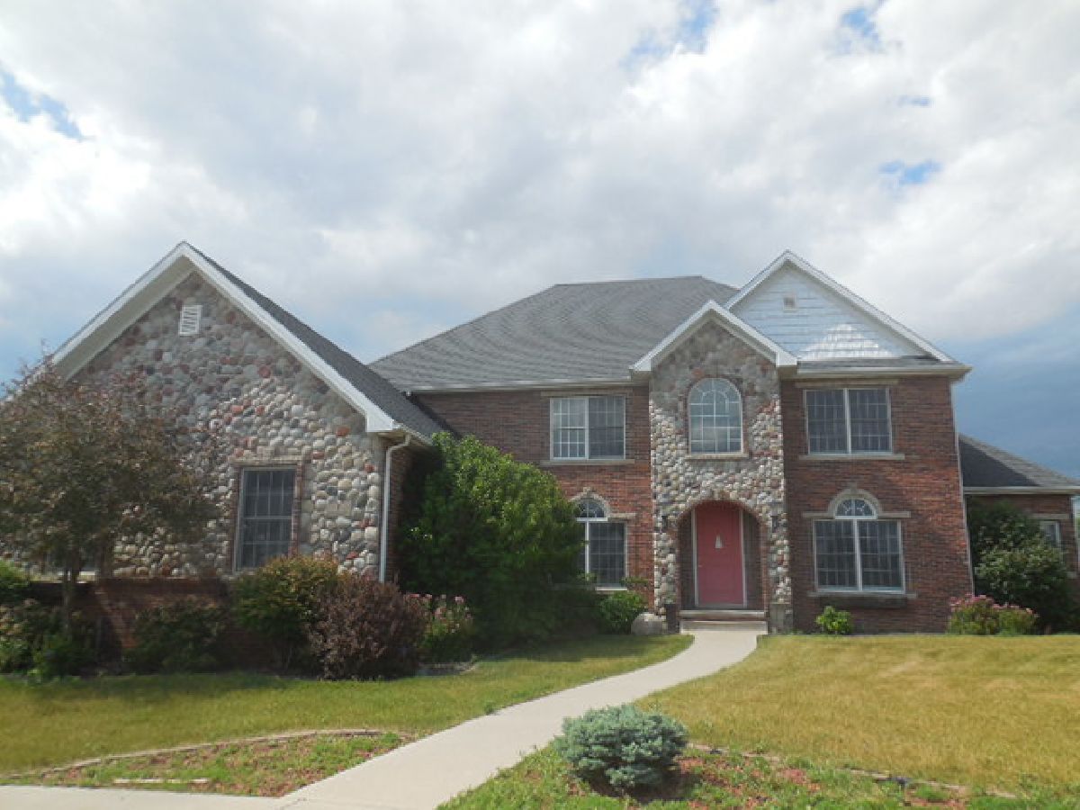 Homes Sold Stonebridge Court Bloomington Illinois, 1 Stonebrook
